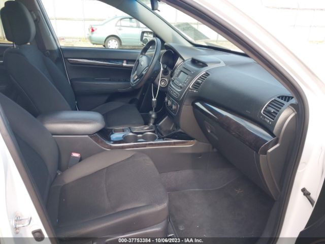 5XYKT3A64EG426828 KIA SORENTO LX
