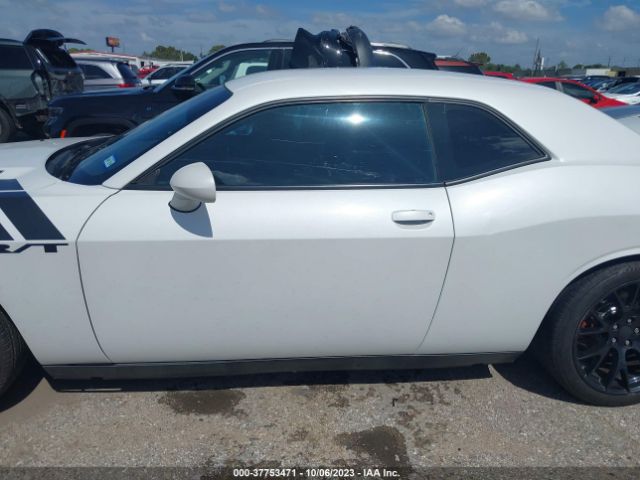 2C3CDYBT4EH225973 Dodge Challenger R/t