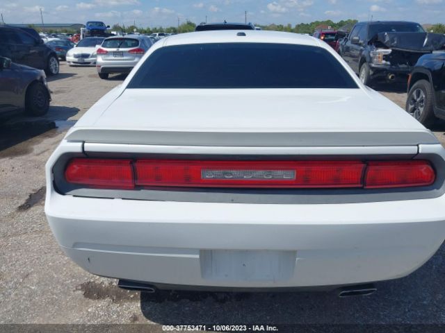2C3CDYBT4EH225973 Dodge Challenger R/t