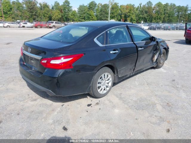 1N4AL3AP5HN360801 Nissan Altima 2.5 S