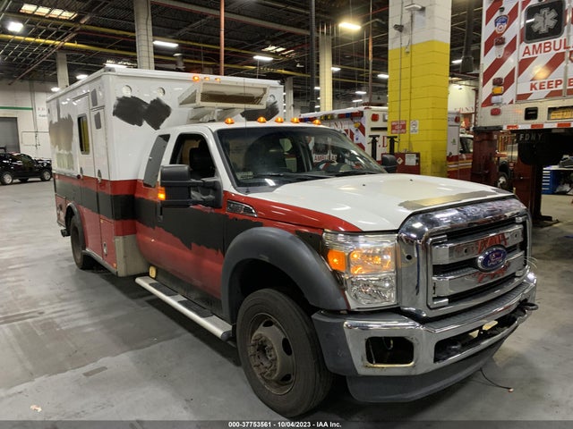 2015 Ford F-450, VIN: 1FD0X4HT8FEB33839