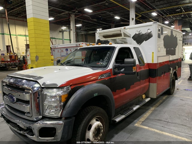 2015 Ford F-450, VIN: 1FD0X4HT8FEB33839
