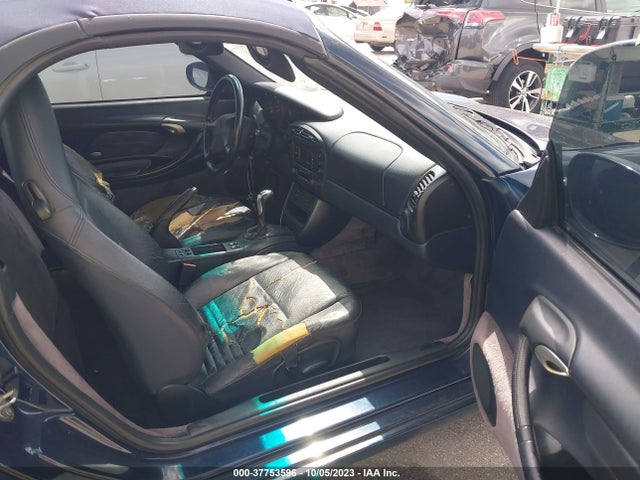 2000 PORSCHE BOXSTER WP0CA2981YU620262 Photo 4