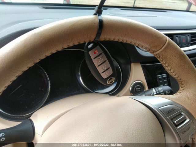 5N1AT2MVXFC924364 Nissan Rogue Sl