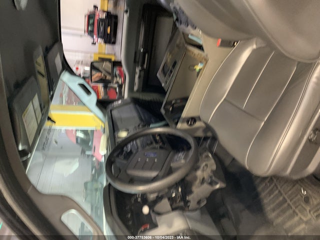 2015 Ford F-450, VIN: 1FD0X4GT6FEC57240