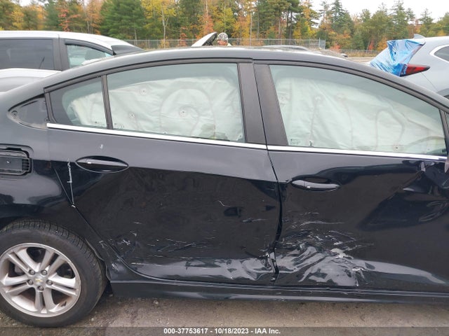 Chevrolet Cruze Lt Auto 2018 1G1BE5SM9J7245677 Image 13