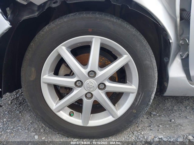 Toyota Prius C One/three/two/four 2014 JTDKDTB36E1059013 Image 12