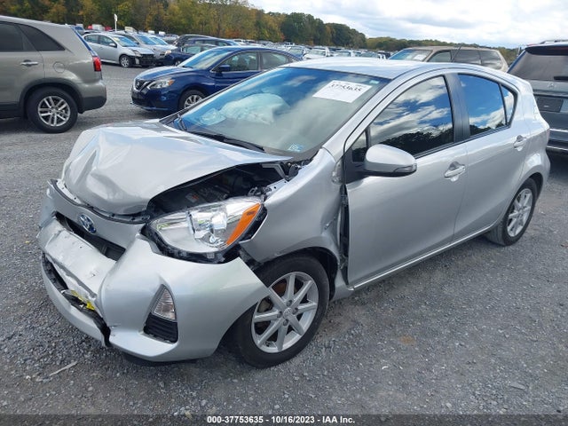 Toyota Prius C One/three/two/four 2014 JTDKDTB36E1059013 Image 6