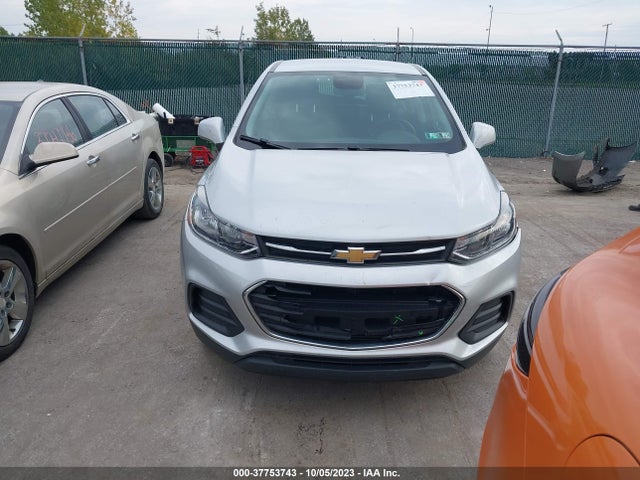 Chevrolet TRAX LS 2019 3GNCJNSB3KL405353 Image 12