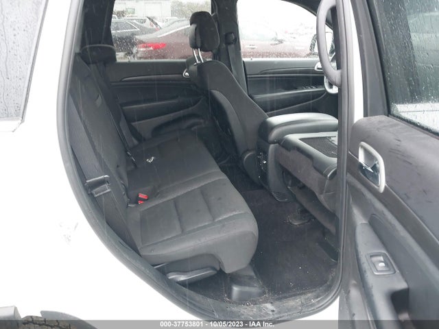 1C4RJFAG2JC287943 Jeep Grand Cherokee Laredo E