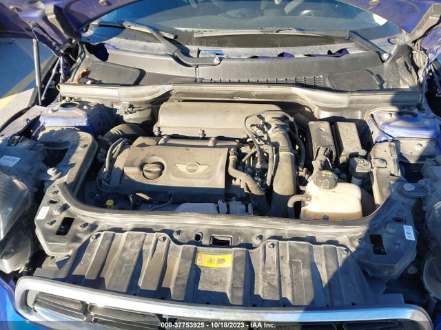 2016 MINI COUNTRYMAN WMWZC5C57GWU00502 Photo 9