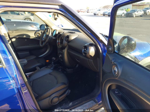 2016 MINI COUNTRYMAN WMWZC5C57GWU00502 Photo 4