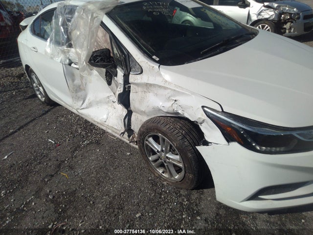 Chevrolet CRUZE LT 2017 1G1BE5SM0H7217941 Image 6