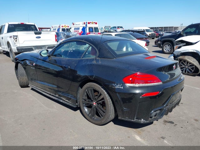 BMW Z4 Sdrive35i 2016 WBALM7C53G5B60159 Image 3