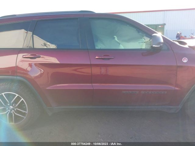 1C4RJFLG3JC199822 Jeep Grand Cherokee Trailhawk