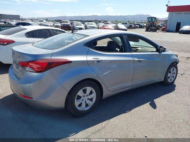 Hyundai ELANTRA SE 2016 5NPDH4AE4GH719566 Image 6