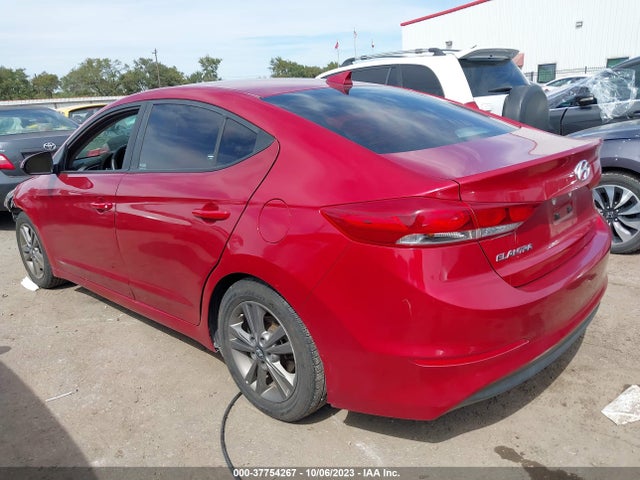 Hyundai ELANTRA SEL 2018 5NPD84LF8JH232240 Image 3