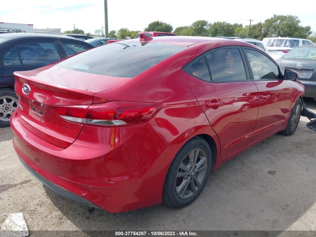 Hyundai ELANTRA SEL 2018 5NPD84LF8JH232240 Image 4