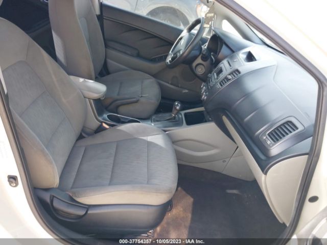 KNAFK4A60E5087131 KIA FORTE LX