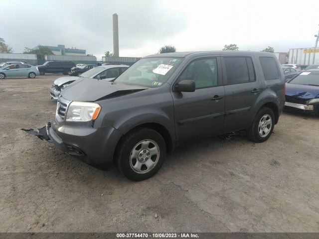 Honda PILOT LX 2015 5FNYF4H28FB028153 Image 2