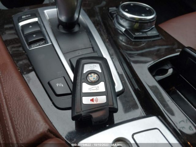 WBA5A5C51ED501578 BMW 5 Series 528i