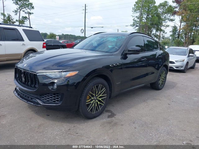 ZN661XUS3JX301221 Maserati Levante Gransport