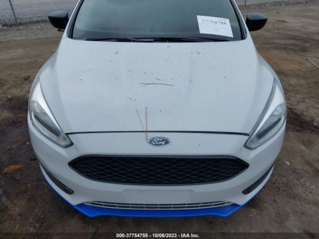 1FADP3E29HL209004 Ford FOCUS S
