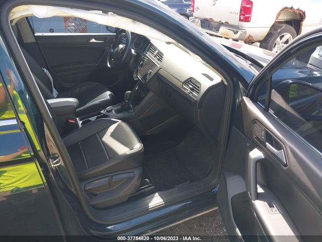 3VV2B7AX1JM036786 Volkswagen Tiguan 2.0t Sel/2.0t Se