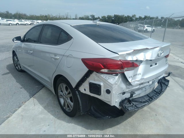 Hyundai ELANTRA SE 2017 5NPD84LF4HH082685 Image 3