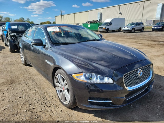 2015 JAGUAR XJ SAJWJ2GD9F8V79593 Photo 0