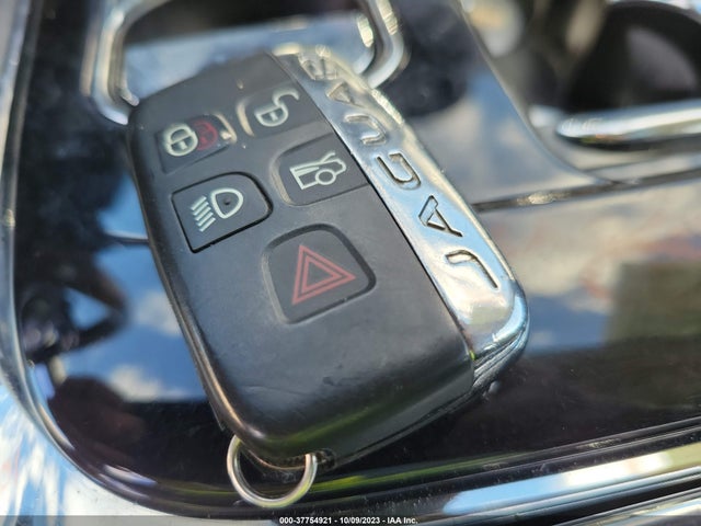 2015 JAGUAR XJ SAJWJ2GD9F8V79593 Photo 10