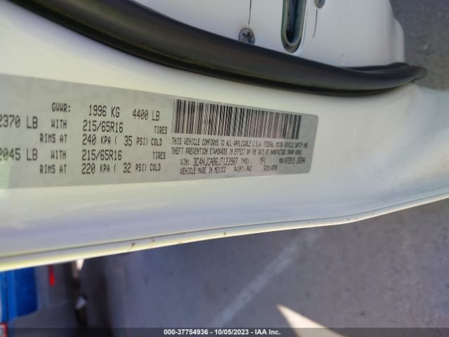 3C4NJCAB6JT123987 Jeep Compass Sport