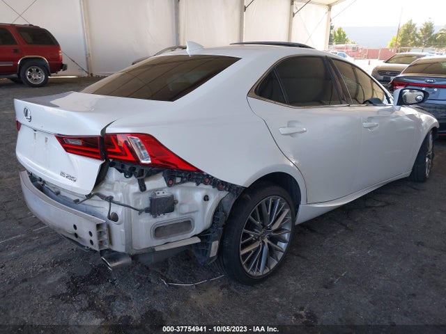 Lexus IS 250 2014 JTHBF1D21E5033865 Image 4