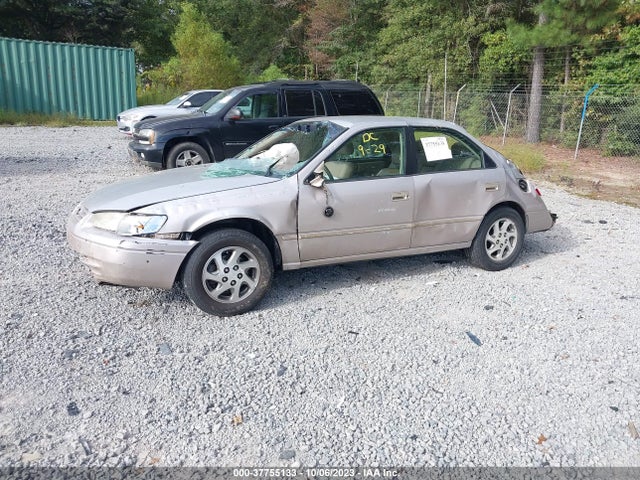 1999 TOYOTA CAMRY LE/XLE VIN: 4T1BF28K3XU076738