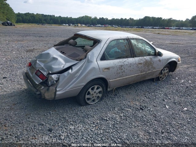1999 TOYOTA CAMRY LE/XLE VIN: 4T1BF28K3XU076738