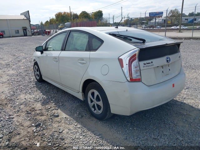 Toyota Prius Four 2015 JTDKN3DU4F0442975 Image 3