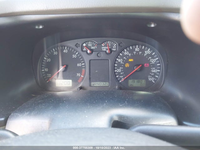 2001 VOLKSWAGEN EUROVAN GLS VIN: WV2KB47001H127626