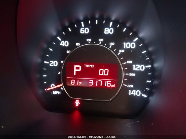 KNDJN2A24F7221926 KIA Soul Base