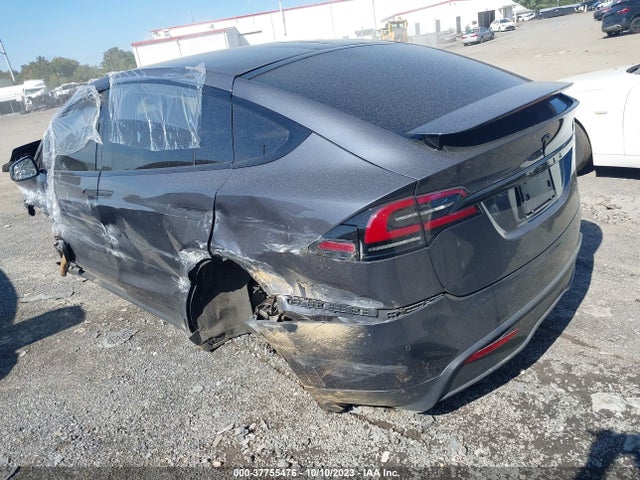 2022 TESLA MODEL X PLAID TRI MOTOR ALL-WHEEL DRIVE VIN: 7SAXCBE65NF333630