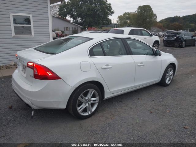 YV1612FS5E2283402 Volvo S60 T5