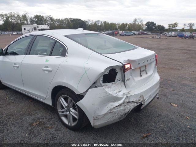 YV1612FS5E2283402 Volvo S60 T5