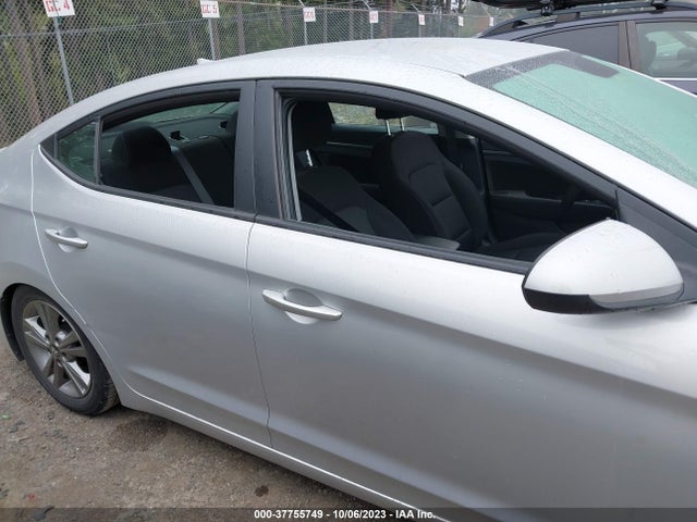 2018 HYUNDAI ELANTRA SEL VIN: 5NPD84LF0JH280914