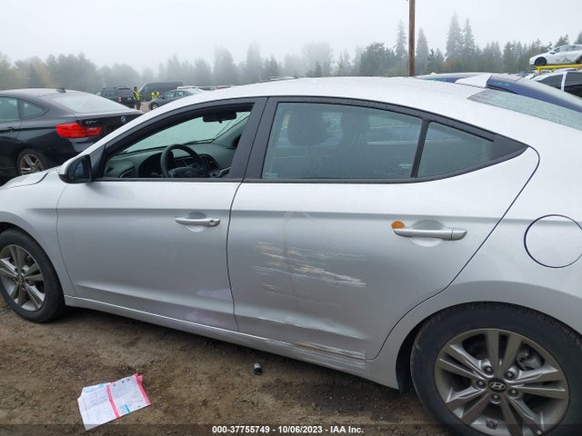 2018 HYUNDAI ELANTRA SEL VIN: 5NPD84LF0JH280914