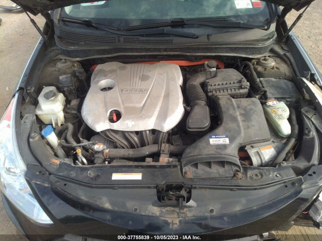 Hyundai SONATA HYBRID 2015 KMHEC4A46FA131602 Image 10