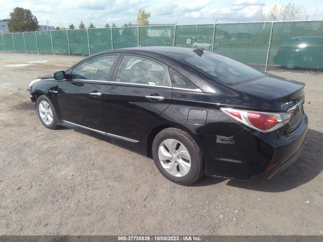 Hyundai SONATA HYBRID 2015 KMHEC4A46FA131602 Image 3