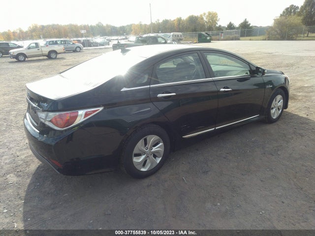 Hyundai SONATA HYBRID 2015 KMHEC4A46FA131602 Image 4