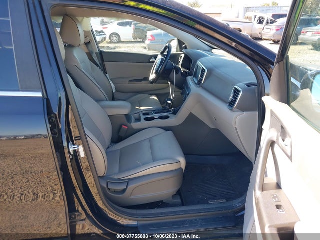 2017 KIA SPORTAGE EX VIN: KNDPNCAC0H7236953