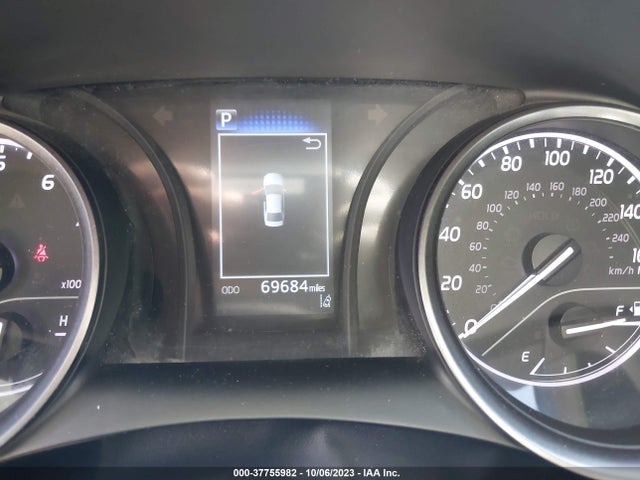 37755982 :رقم المزاد ، 4T1G11AK0MU424175 vin ، 2021 Toyota Camry Se مزاد بيع