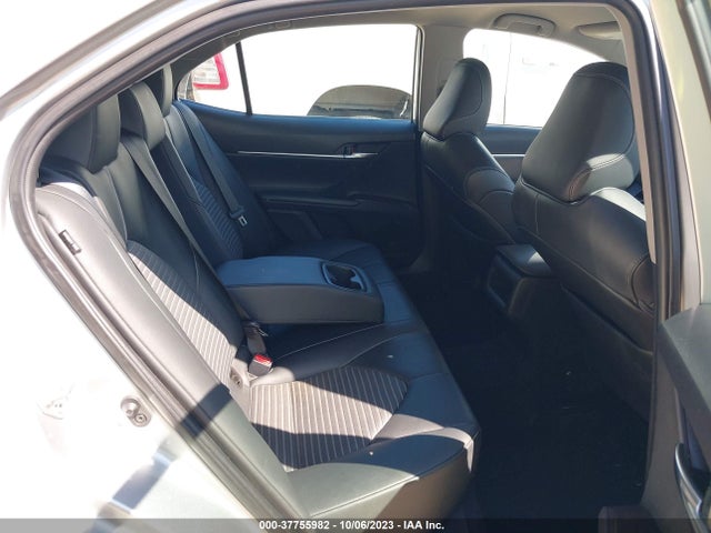 37755982 :رقم المزاد ، 4T1G11AK0MU424175 vin ، 2021 Toyota Camry Se مزاد بيع