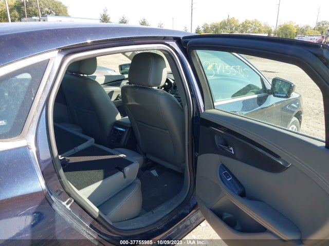 Chevrolet IMPALA LT 2018 2G1105S3XJ9105895 Image 8